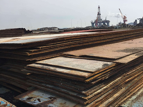 鋼板鋪路也是常見(jiàn)的一種鋪路方式，利用鋼板鋪路具有哪些意義？！